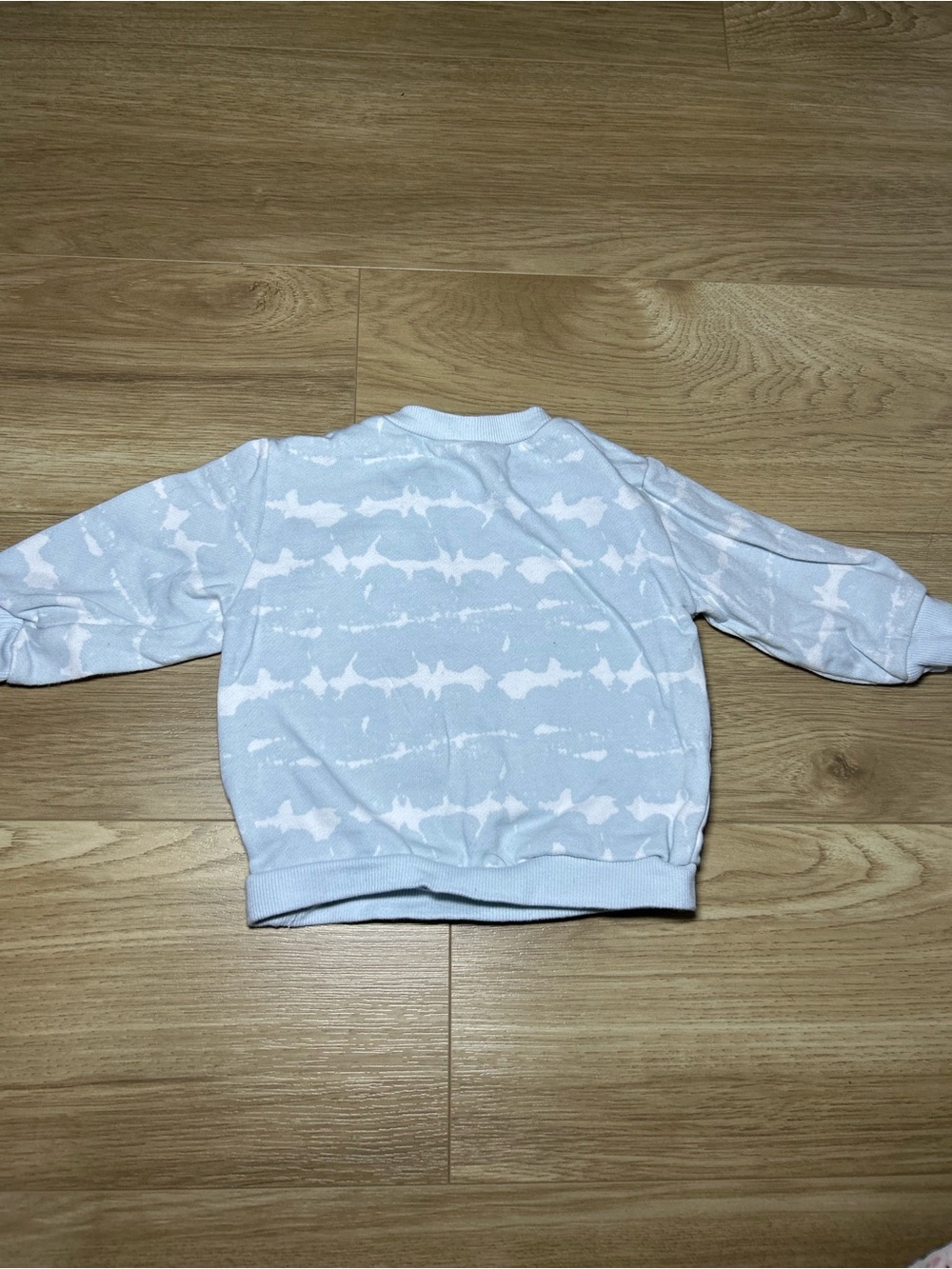 Light Blue Baby Sweatshirt with White Shark Motif - Picture 6 of 6